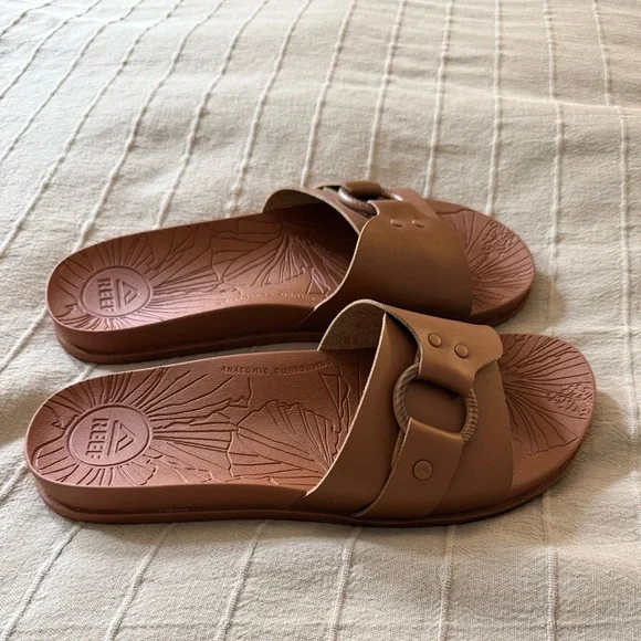 Reef Vista SoHo Cruz tan Slide Sandals - Picture 3 of 5